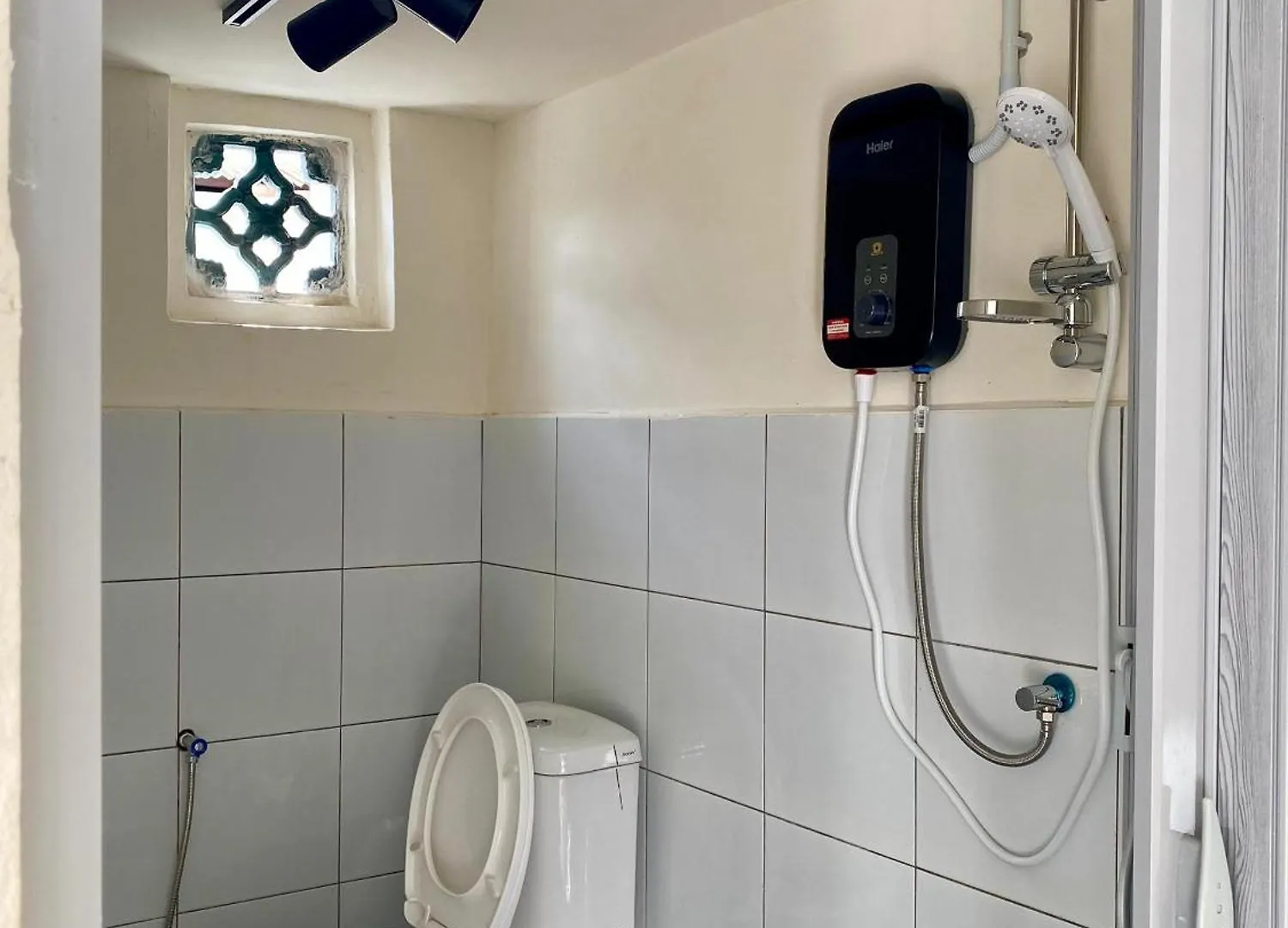 Melayu Villa By Aayu - 10 Mins Walk To 1St Avenue Mall George Town Guest house