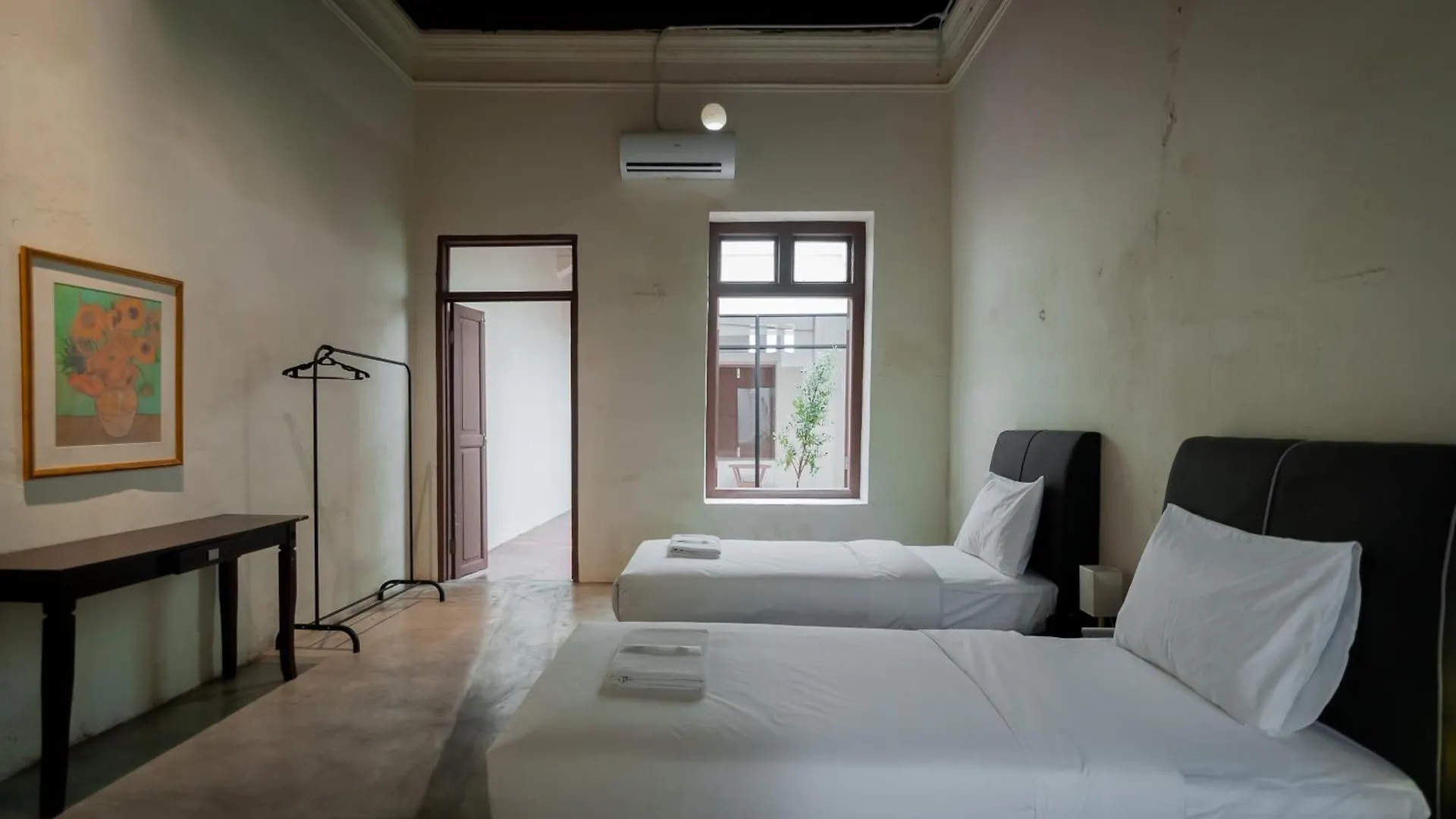 Guest house Melayu Villa By Aayu - 10 Mins Walk To 1St Avenue Mall George Town Malaysia