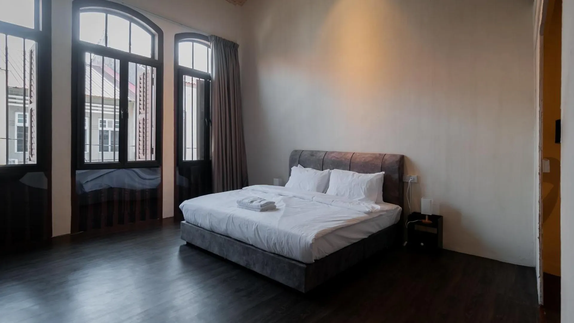 Melayu Villa By Aayu - 8 Mins Walk To Armenian St George Town